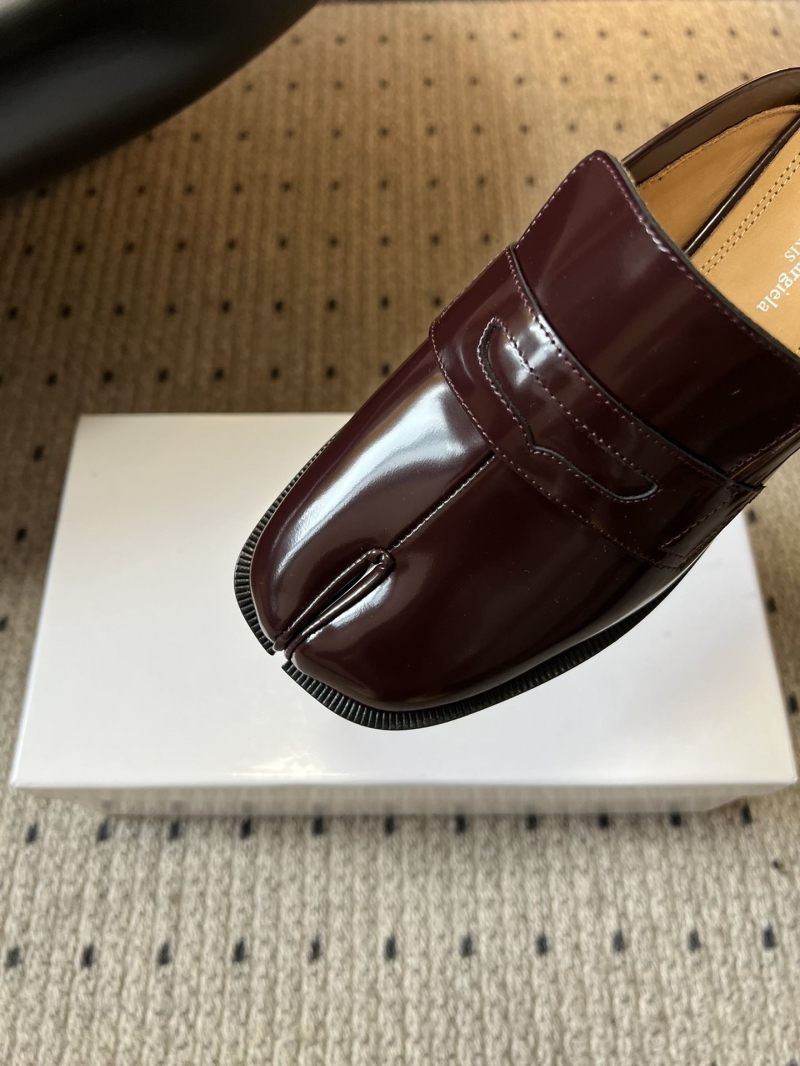 ma1s0n Marg*e1a loafers